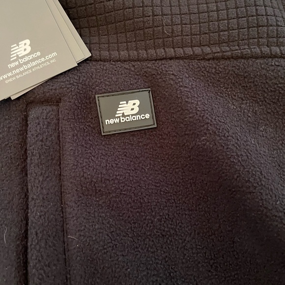 New Balance Black Performance Jacket - Picture 10 of 13